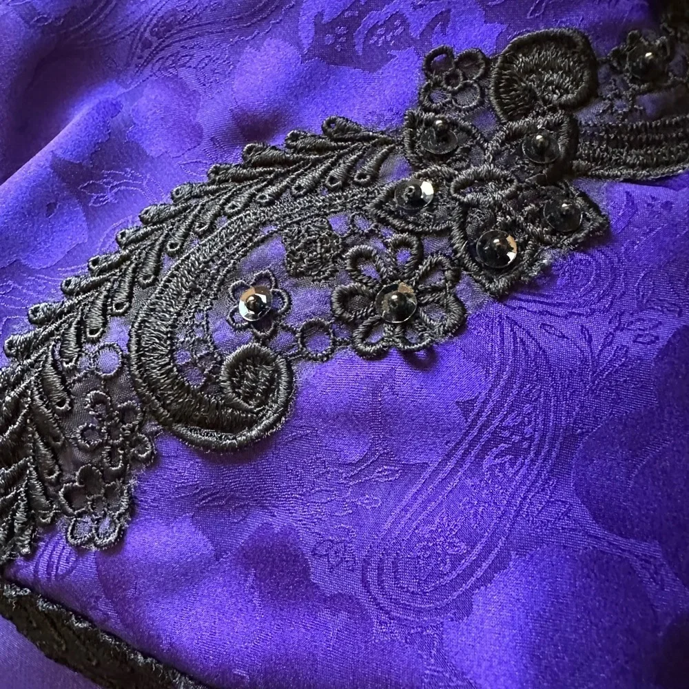 Vintage 2-piece Victoria Secret Lingerie Slip & Robe 🤩 - Picture 7 of 13